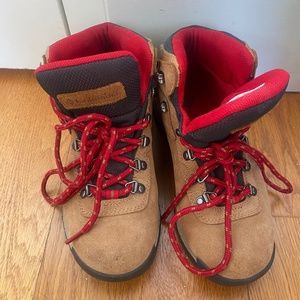 Columbia Hiking Boots Size 7